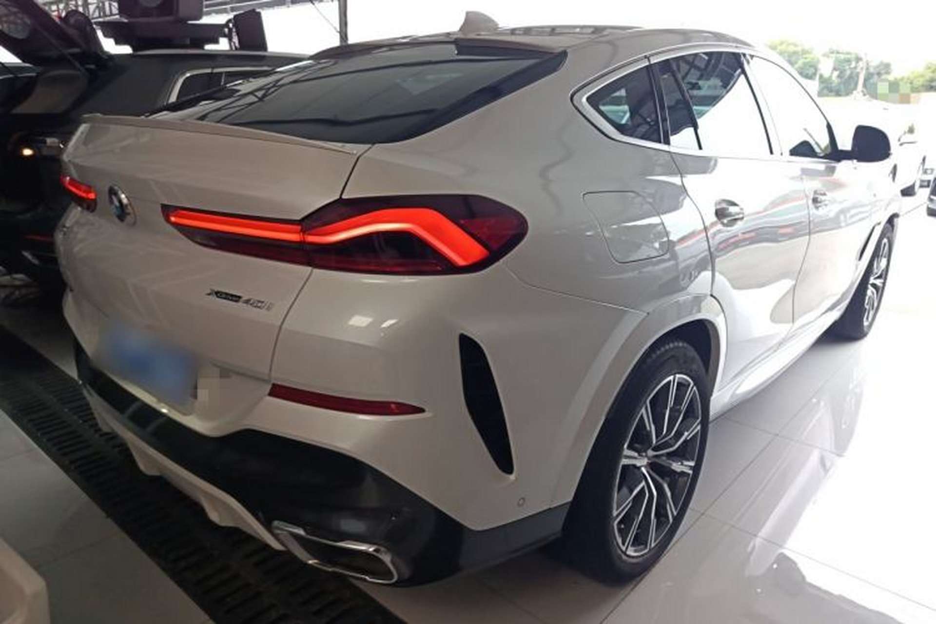 Used BMW X6 2022 Restyled xDrive40i M Sport Package Rear Right 45 Deg