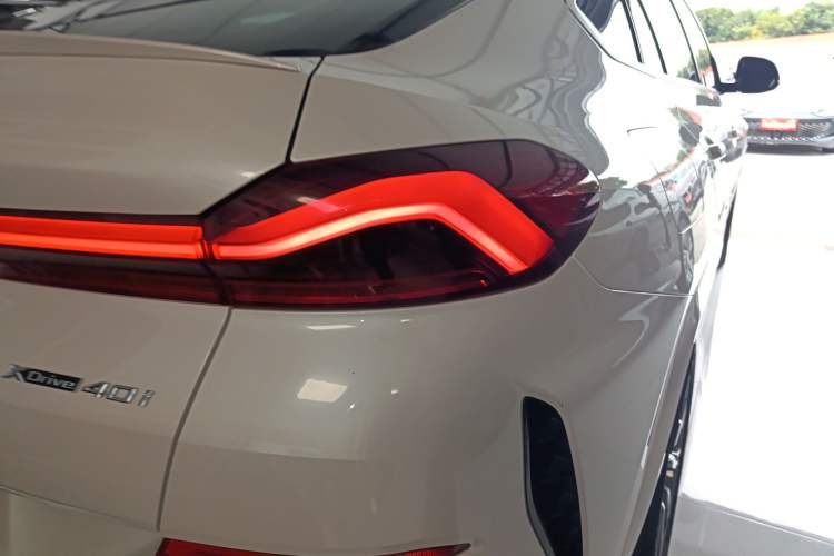 Used BMW X6 2022 Restyled xDrive40i M Sport Package Right Rear Taillight