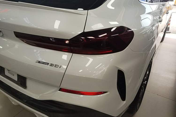 Used BMW X6 2022 xDrive30i M Sport Package Right Rear Taillight