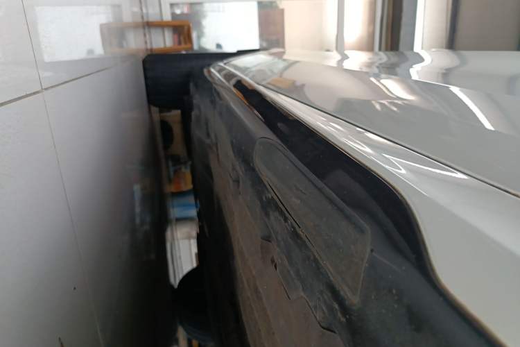 Used BMW X6 2022 Restyled xDrive40i M Sport Package Right Side Sill