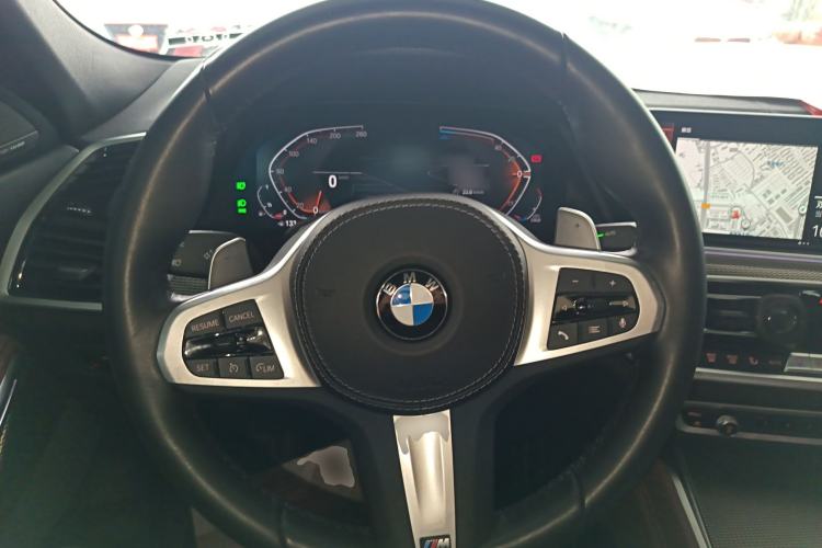 Used BMW X6 2022 Restyled xDrive40i M Sport Package Steering Wheel