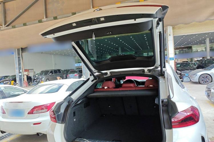 Used BMW X6 2022 Restyled xDrive30i M Sport Package Trunk