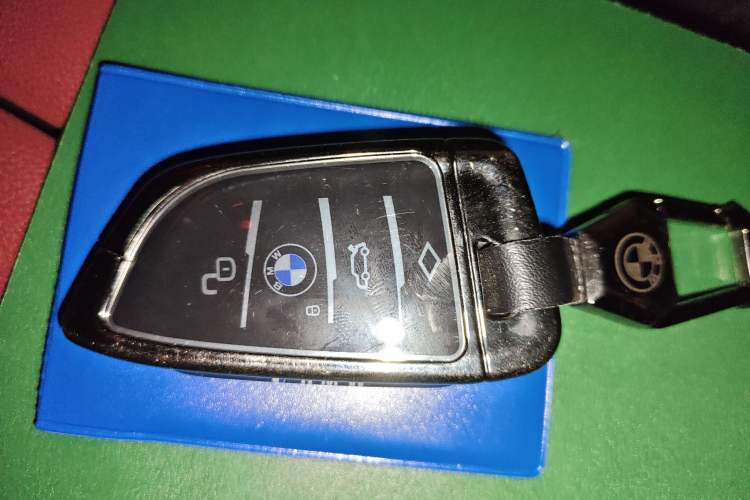Used BMW X6 2022 Second Facelift xDrive40i Luxury Version M Sport Package Vehicle Key