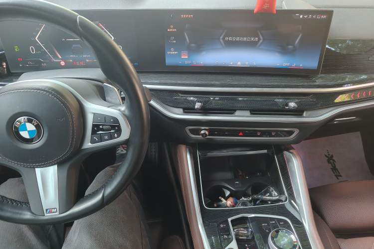 Used BMW X6 2023 xDrive40i M Sport Package Audio And AC Panel