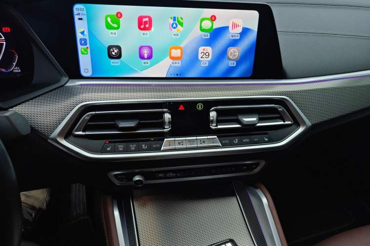 Used BMW X6 2023 xDrive40i M Sport Package Audio And AC Panel