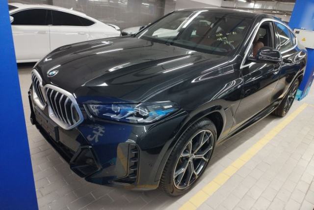 Used BMW X6 2023 xDrive40i Luxury Model with M Sport Package