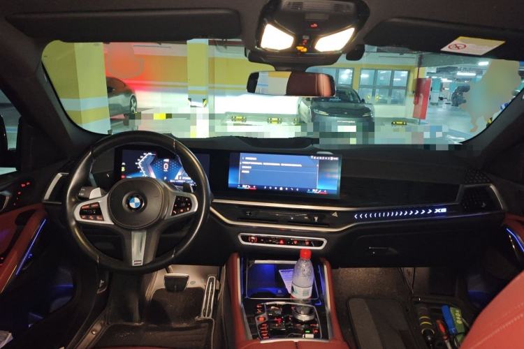 Used BMW X6 2023 xDrive30i M Sport Package Center Console