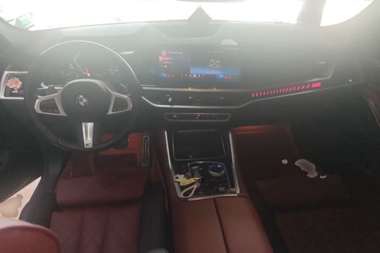 Used BMW X6 2023 xDrive30i M Sport Package Center Console