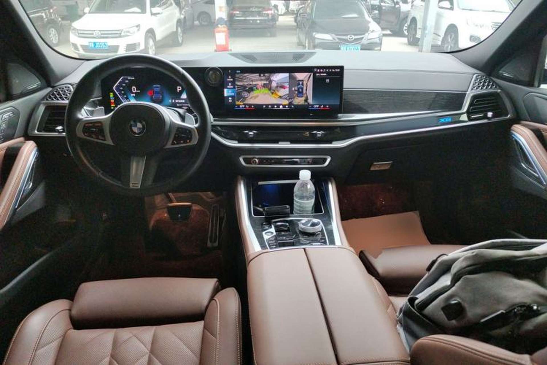 Used BMW X6 2023 xDrive30i M Sport Package Center Console