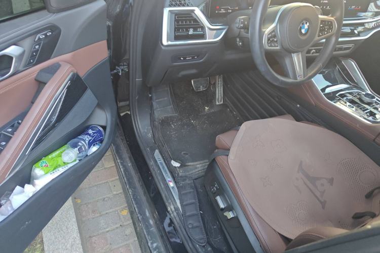Used BMW X6 2023 xDrive30i M Sport Package Driver Seat