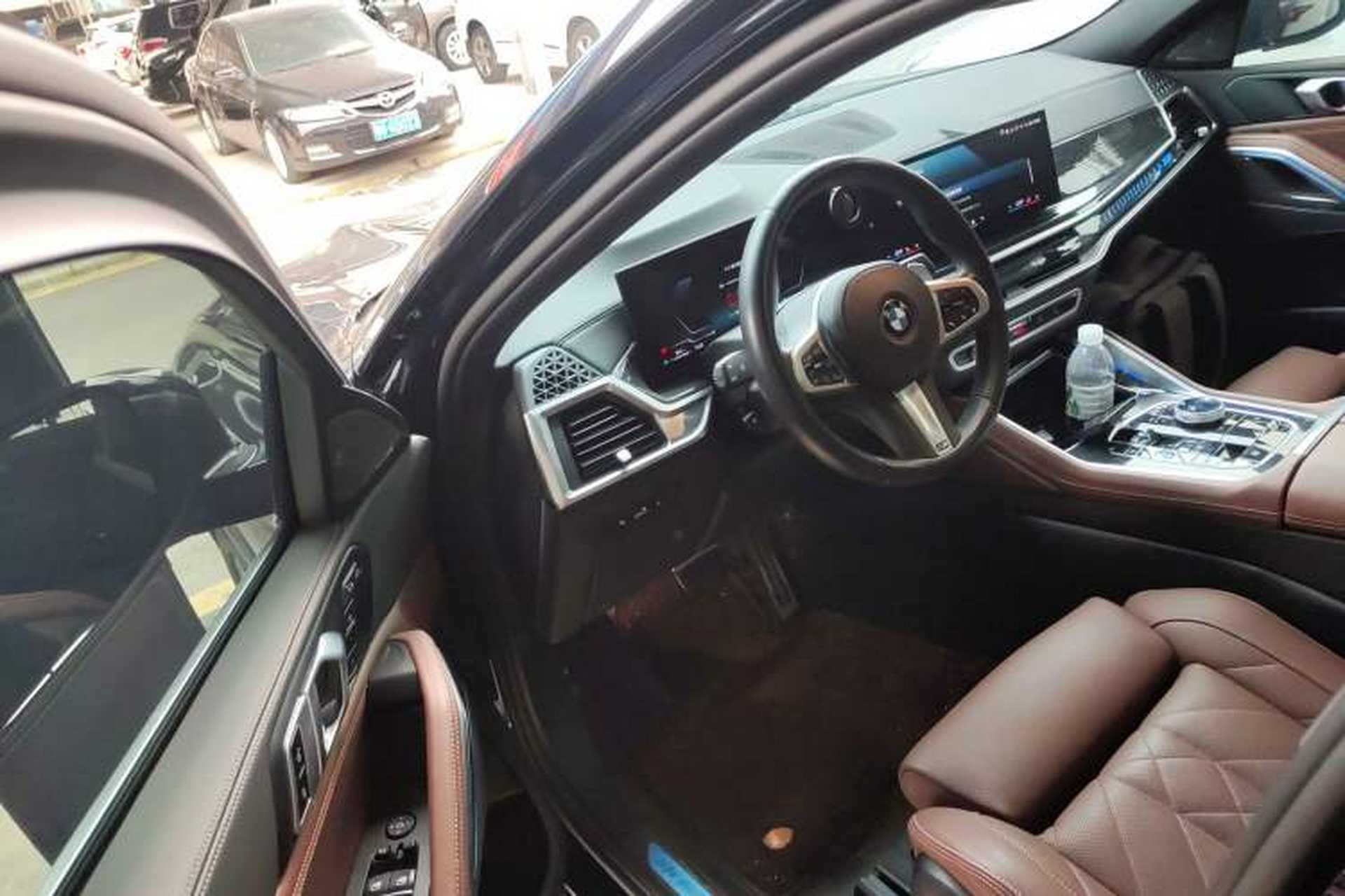 Used BMW X6 2023 xDrive30i M Sport Package Driver Seat