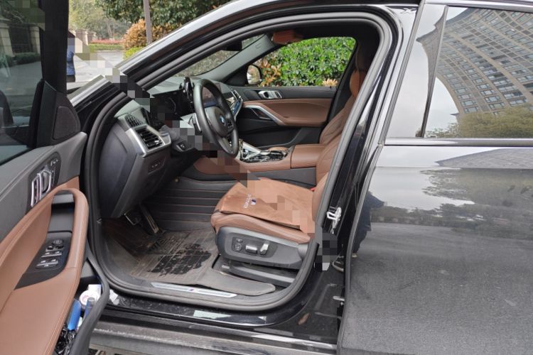 Used BMW X6 2023 xDrive30i M Sport Package Driver Seat