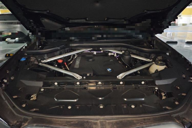 Used BMW X6 2023 xDrive30i M Sport Package Engine Bay