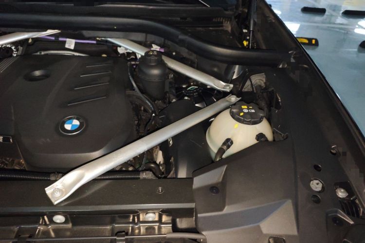 Used BMW X6 2023 xDrive30i M Sport Package Engine Bay Left