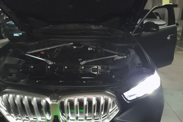 Used BMW X6 2023 xDrive30i M Sport Package Engine Bay Left