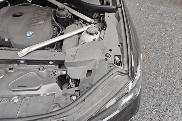 Used BMW X6 2023 xDrive30i M Sport Package Engine Bay Left