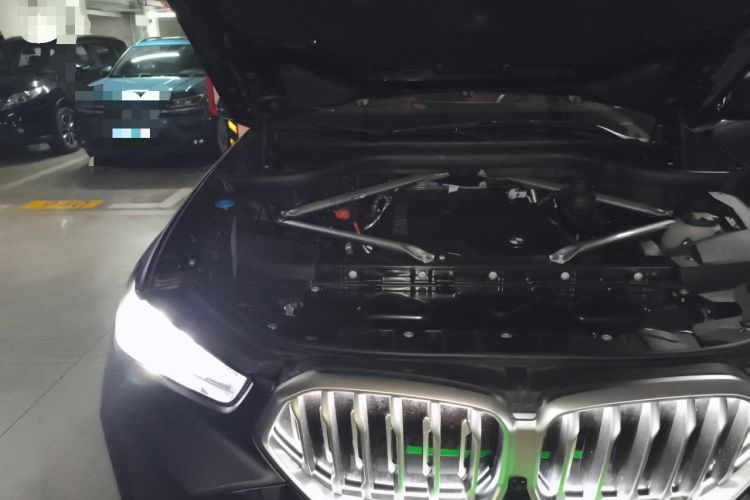 Used BMW X6 2023 xDrive30i M Sport Package Engine Bay Right