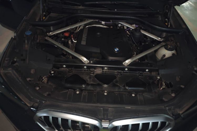 Used BMW X6 2023 xDrive30i M Sport Package Engine Bay