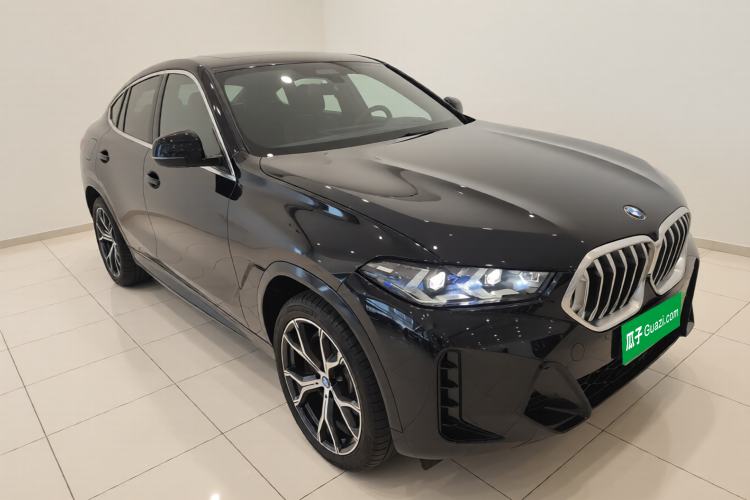 Used BMW X6 2023 xDrive40i Luxury Model with M Sport Package Exterior 1