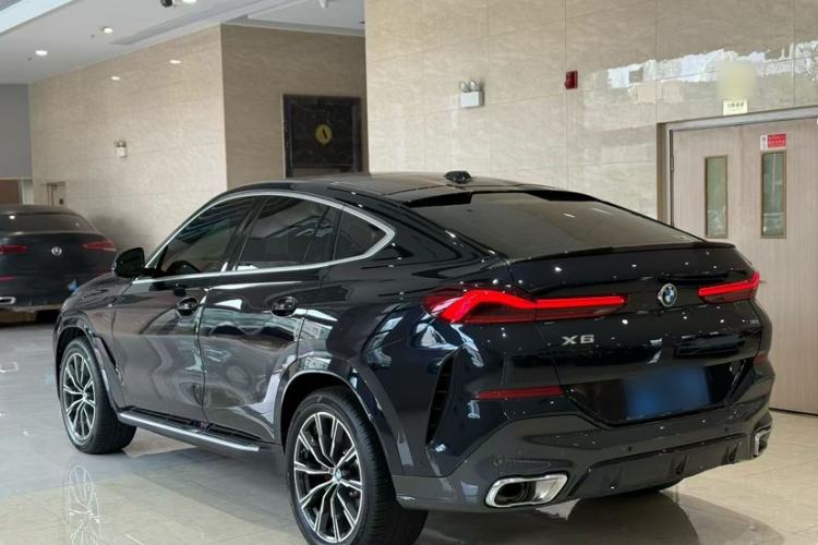 Used BMW X6 2023 xDrive30i M Sport Package Exterior 11