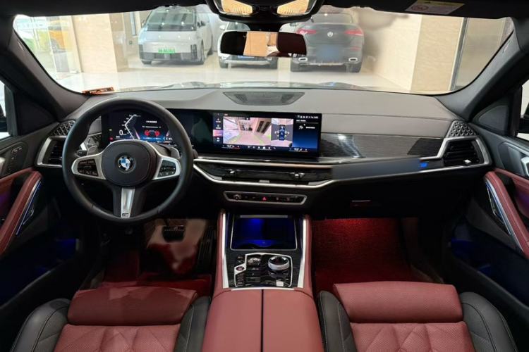 Used BMW X6 2023 xDrive30i M Sport Package Exterior 2