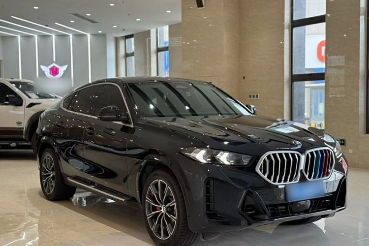 Used BMW X6 2023 xDrive30i M Sport Package Exterior 2
