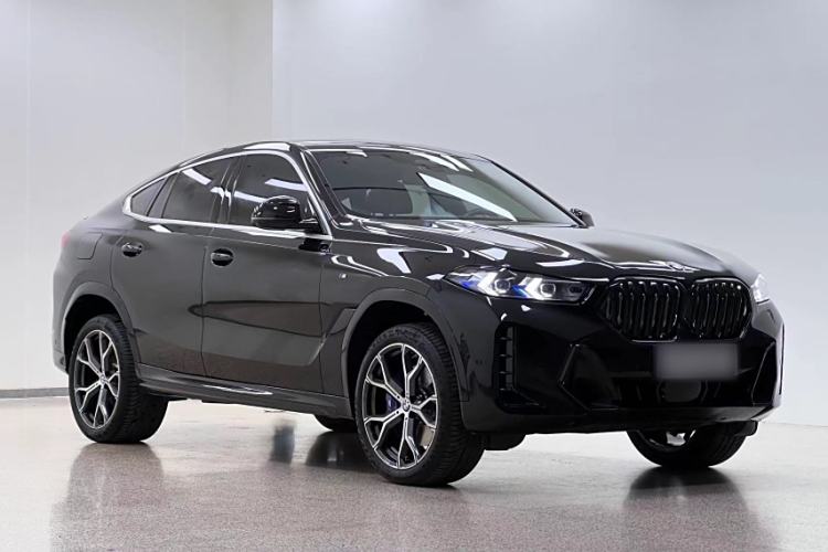 Used BMW X6 2023 xDrive40i Luxury Model with M Sport Package Exterior 2