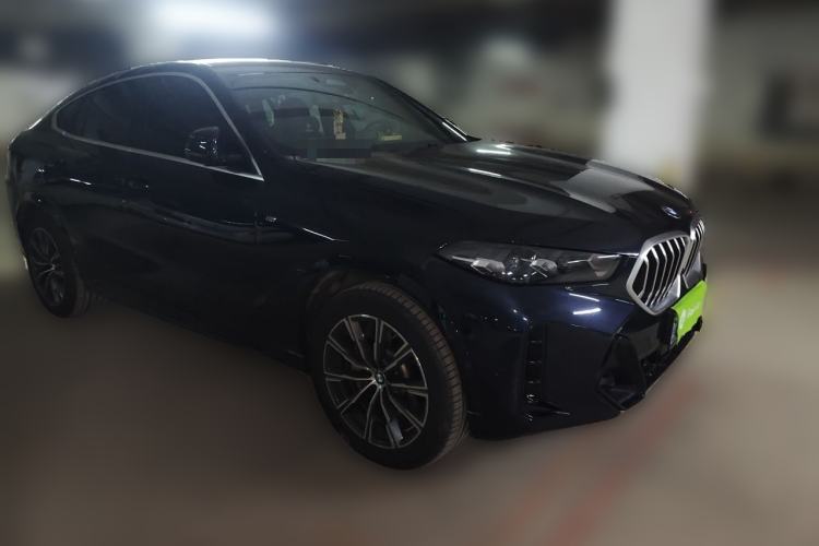 Used BMW X6 2023 xDrive30i M Sport Package Exterior 2