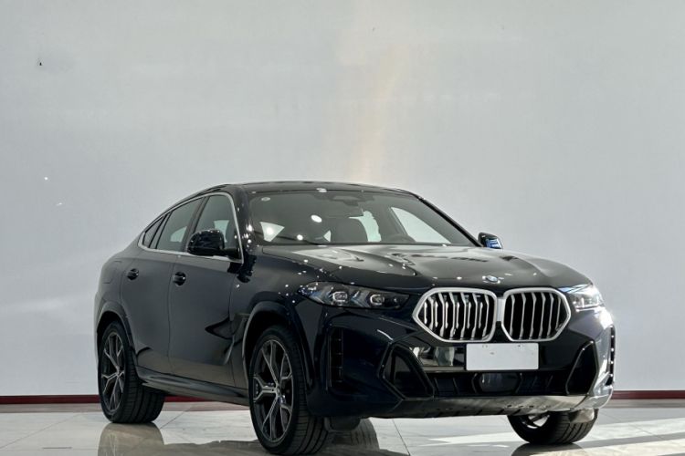 Used BMW X6 2023 xDrive40i Luxury Model with M Sport Package Exterior 3
