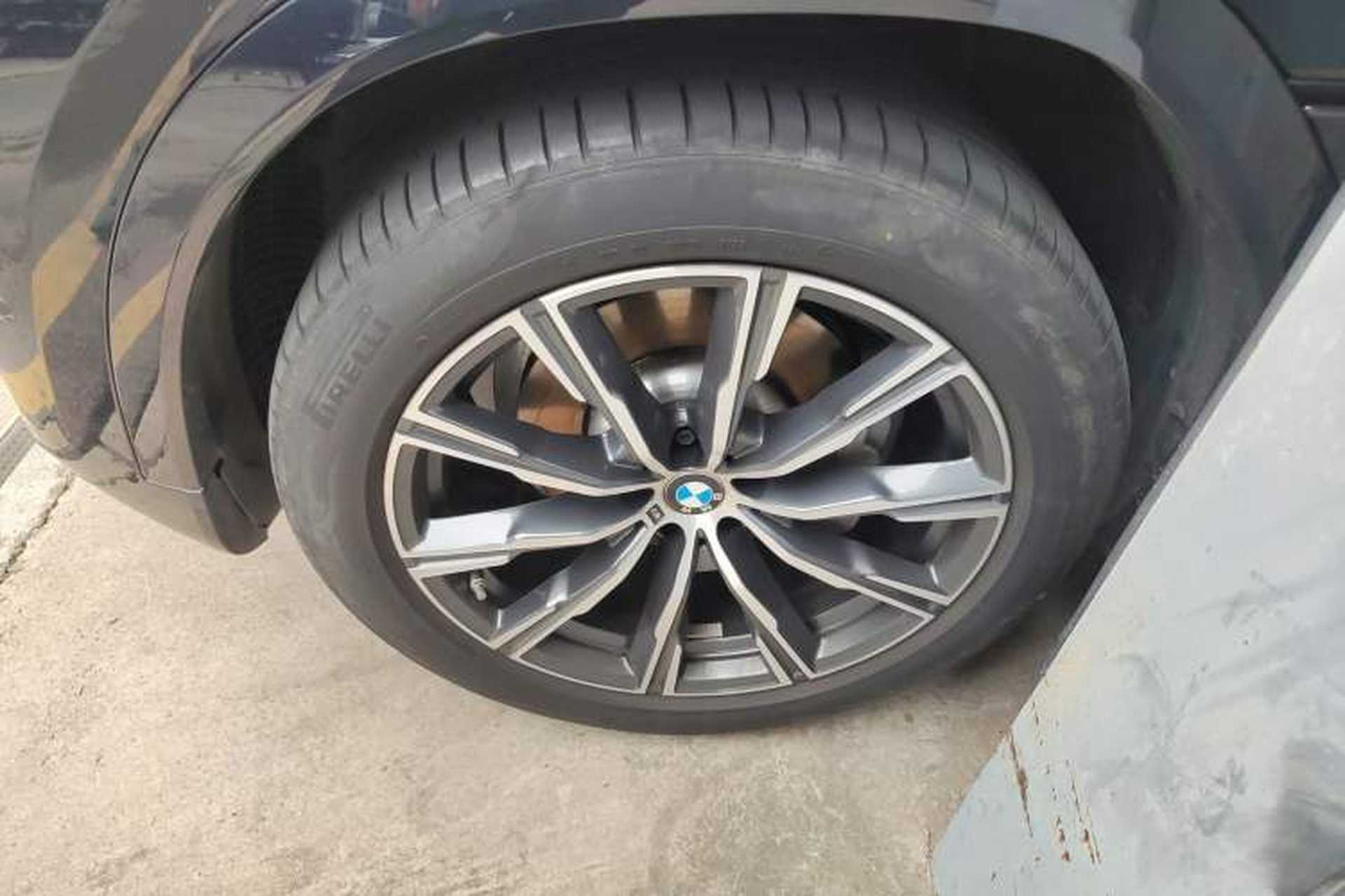 Used BMW X6 2023 xDrive30i M Sport Package Exterior 4