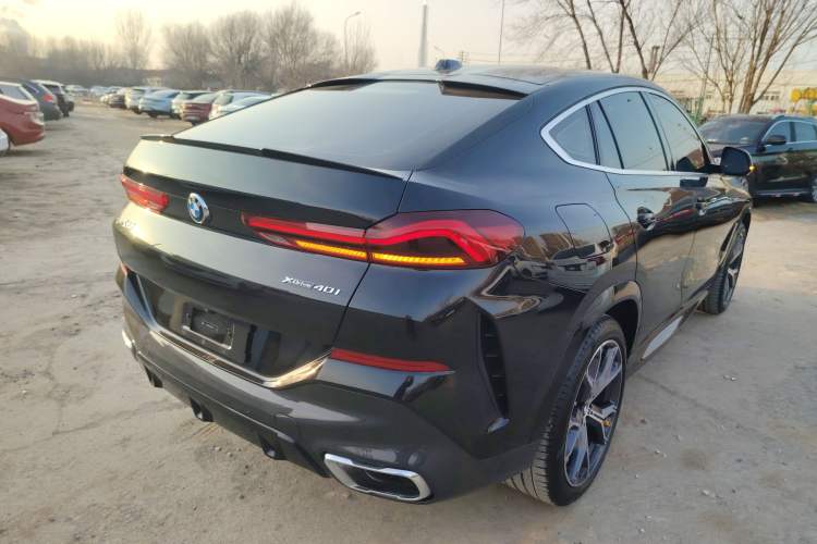 Used BMW X6 2023 xDrive40i M Sport Package Exterior 5