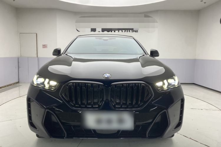 Used BMW X6 2023 xDrive30i M Sport Package Exterior 5