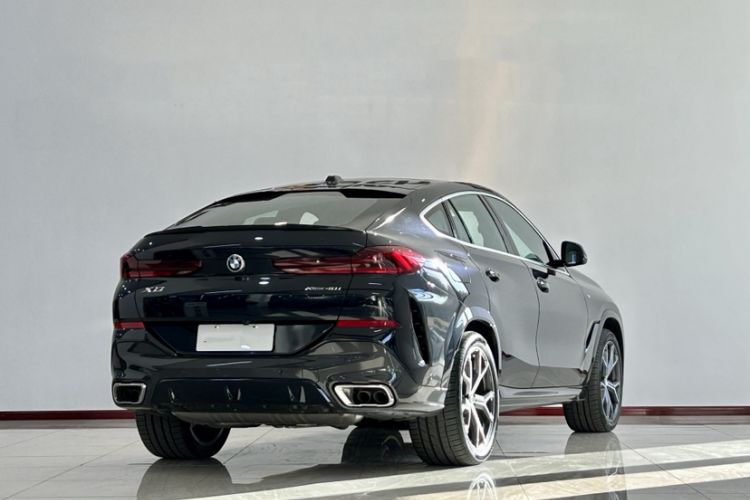 Used BMW X6 2023 xDrive40i Luxury Model with M Sport Package Exterior 6