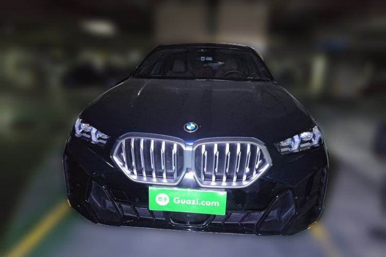 Used BMW X6 2023 xDrive40i M Sport Package Front