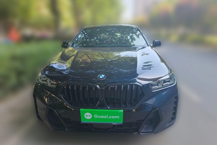 Used BMW X6 2023 xDrive40i M Sport Package Front