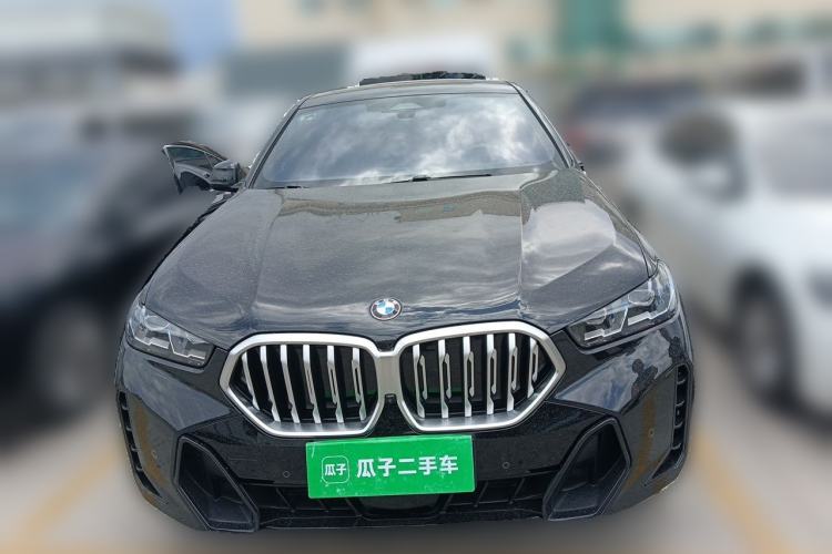 Used BMW X6 2023 xDrive40i M Sport Package Front