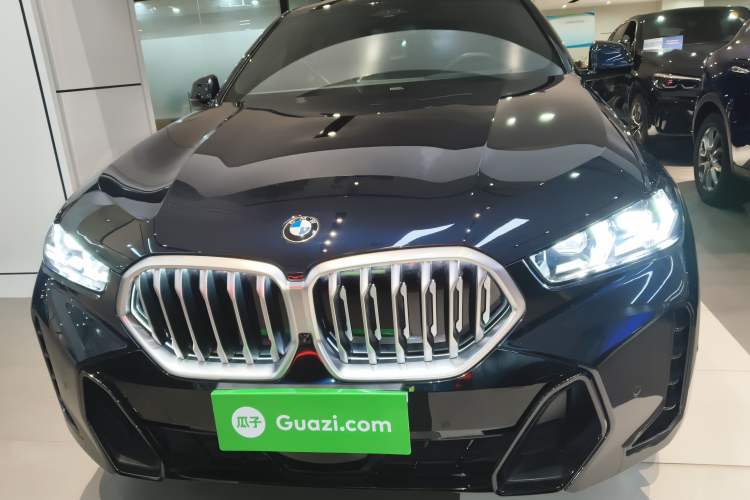 Used BMW X6 2023 xDrive40i Luxury Model with M Sport Package Front