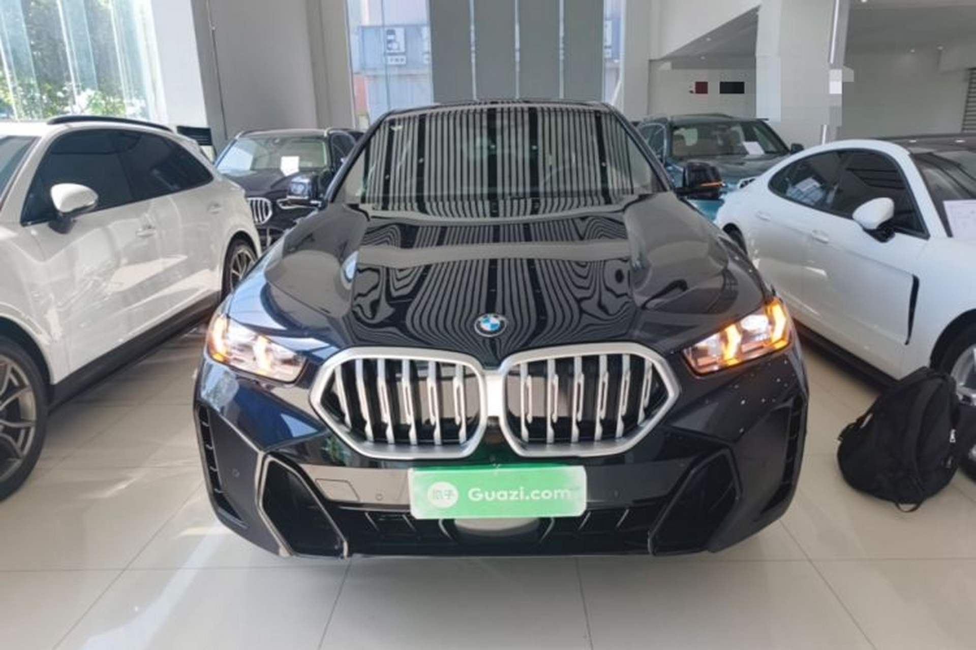 Used BMW X6 2023 xDrive40i M Sport Package Front