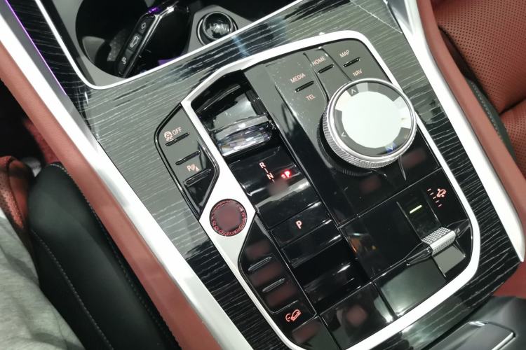 Used BMW X6 2023 xDrive30i M Sport Package Gear Lever