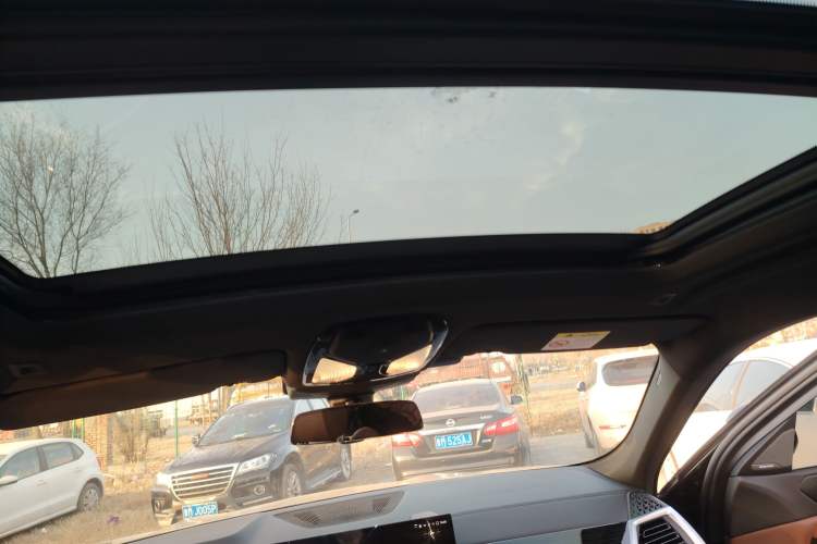 Used BMW X6 2023 xDrive40i M Sport Package Headliner