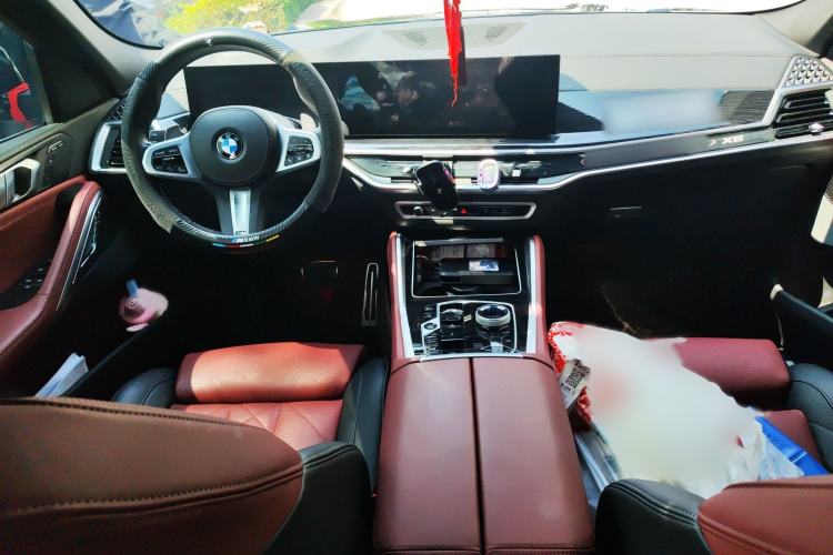 Used BMW X6 2023 xDrive30i M Sport Package Interior 2