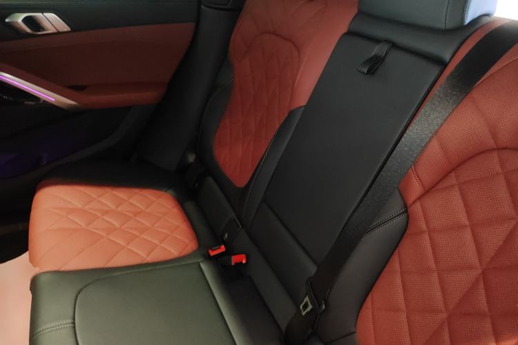 Used BMW X6 2023 xDrive30i M Sport Package Interior 4