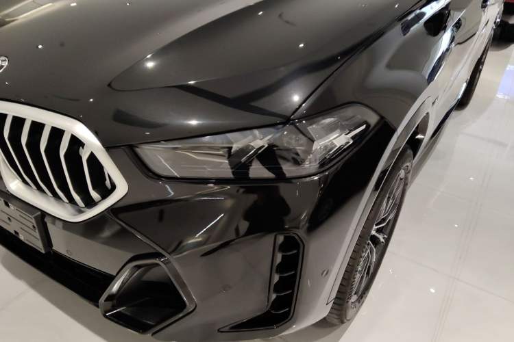 Used BMW X6 2023 xDrive30i M Sport Package Left Front Headlight