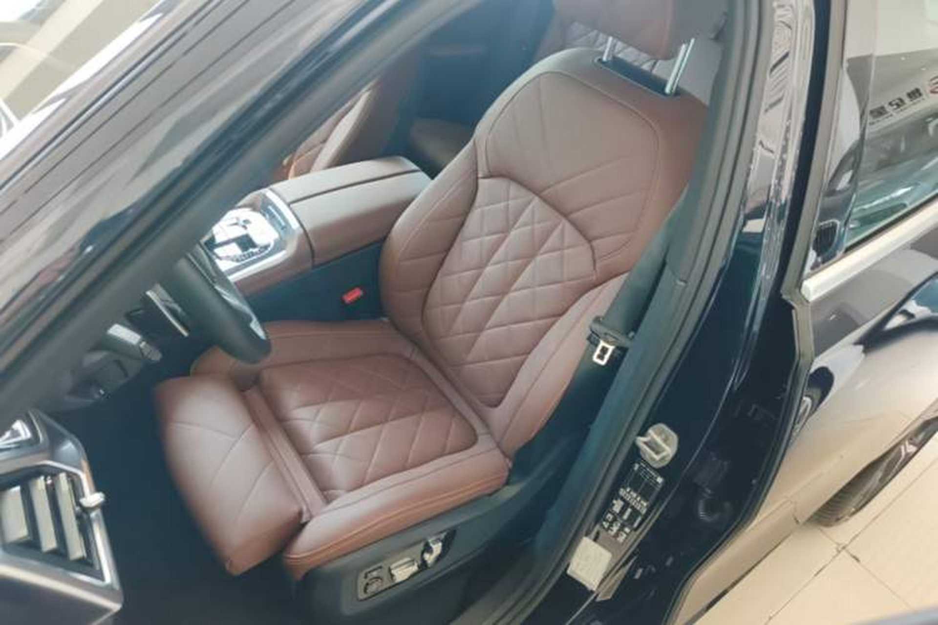 Used BMW X6 2023 xDrive40i M Sport Package Left Front Seat