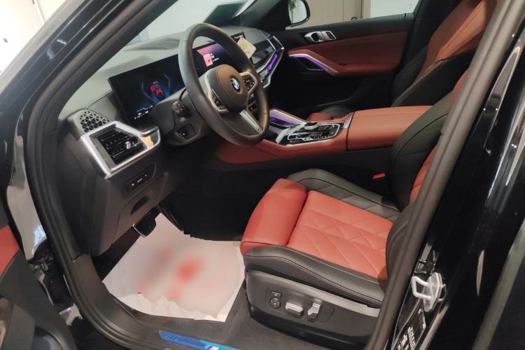 Used BMW X6 2023 xDrive30i M Sport Package Left Front Seat