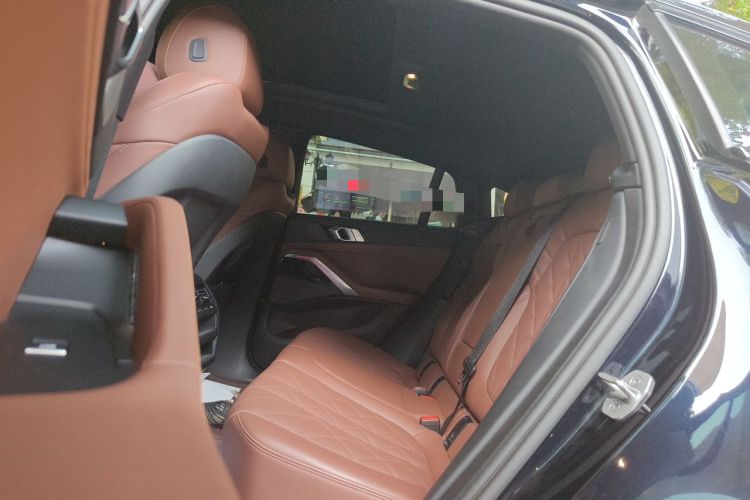 Used BMW X6 2023 xDrive40i M Sport Package Left Rear Seat