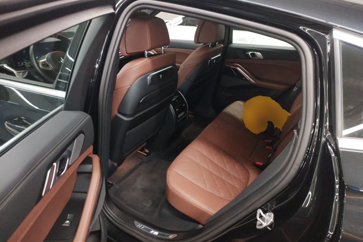 Used BMW X6 2023 xDrive40i Luxury Model with M Sport Package Left Rear Seat