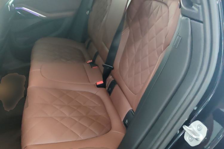 Used BMW X6 2023 xDrive40i Luxury Model with M Sport Package Left Rear Seat