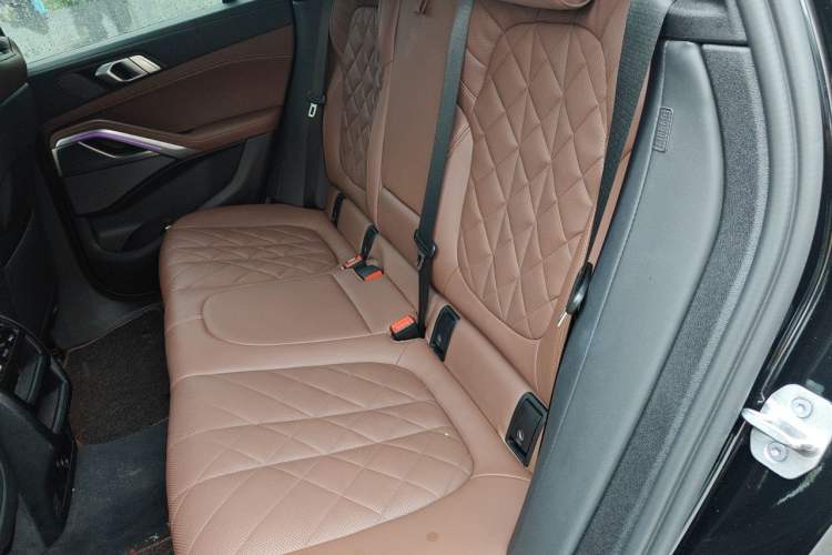 Used BMW X6 2023 xDrive40i M Sport Package Left Rear Seat