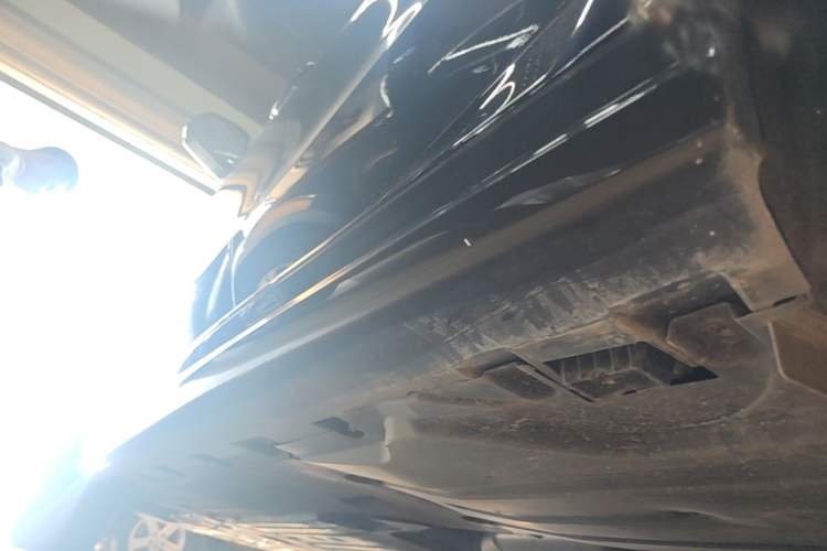 Used BMW X6 2023 xDrive30i M Sport Package Left Side Sill